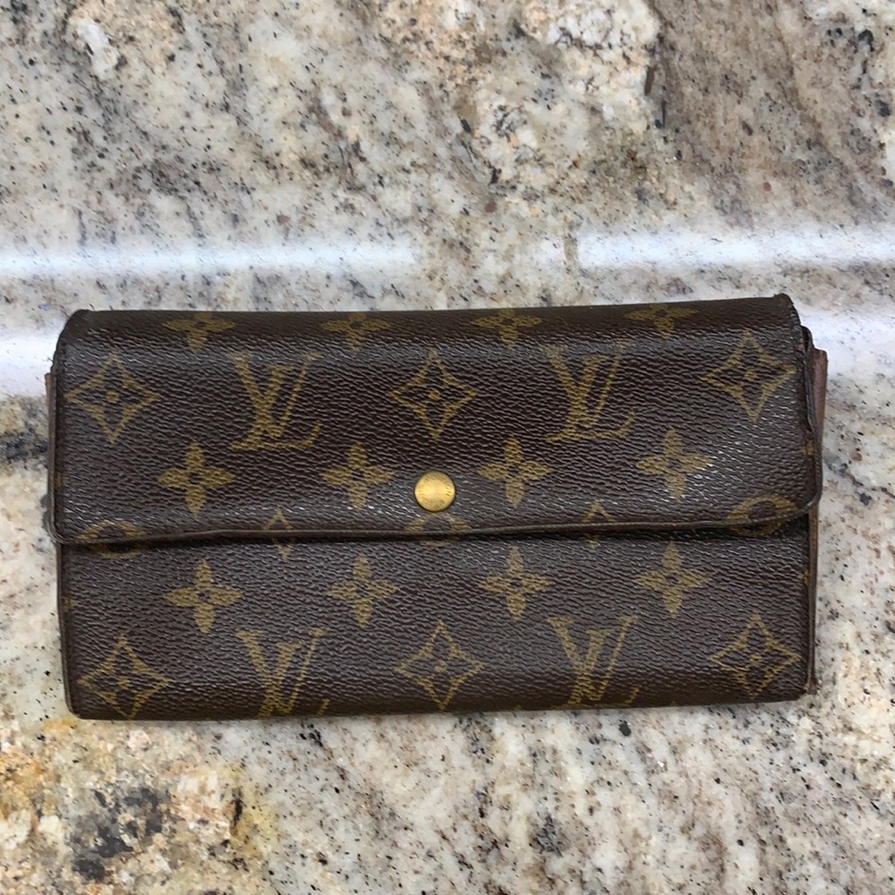SOLD Authentic  Louis Vuitton Wallet